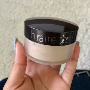 ✨Laura Mercier Translucent Powder